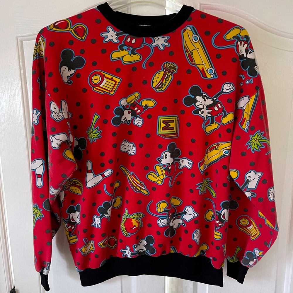 Vintage 90s Mickey Mouse sweatshirt